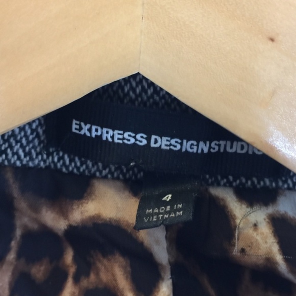 Express Black Gray Leopard Button Blazer - image 5